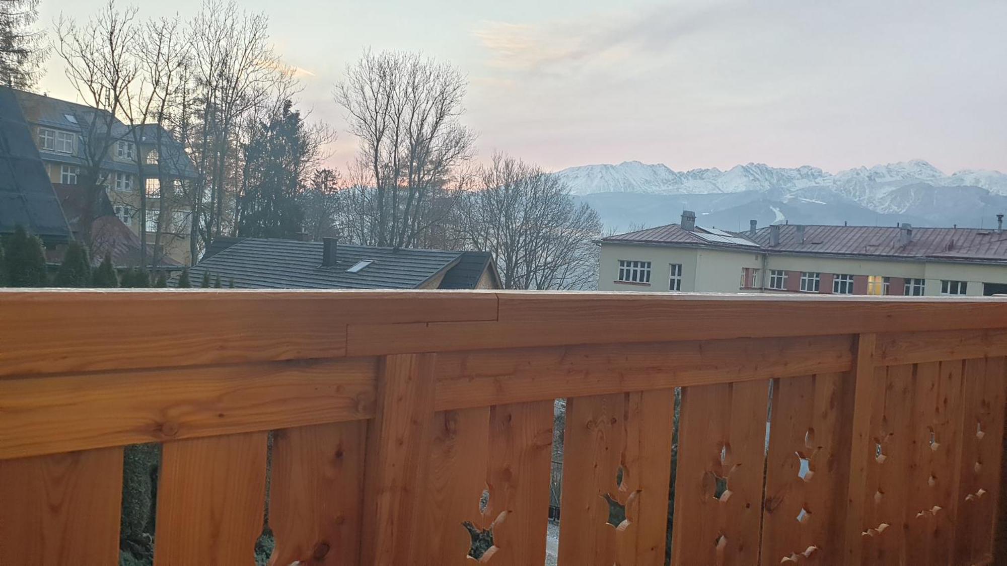 Villa Fortuna - Regionalne Apartamenty & Spa - Sauna, Grill, Jacuzzi Z Widokiem Na Tatry ザコパネ 部屋 写真
